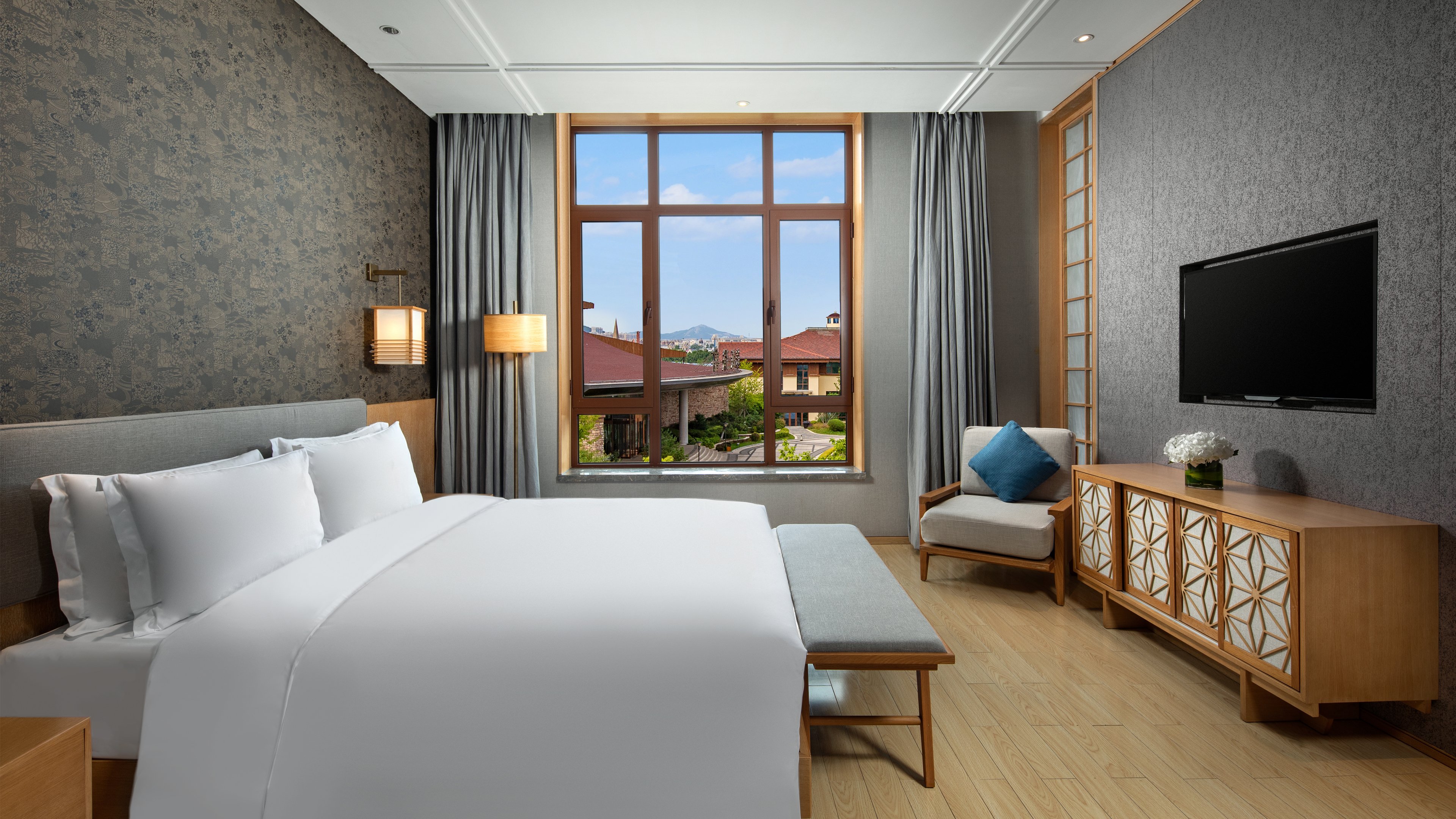 Holiday Inn Dalian Hot Spring 12/50