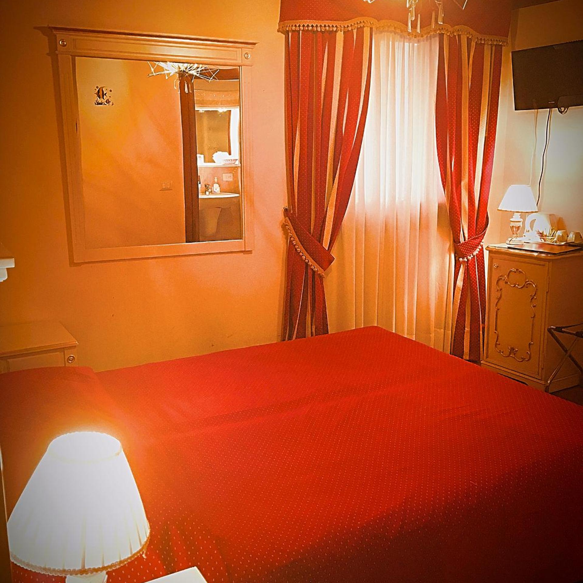غرفة صغيرة مزدوجة في الملحق، San Luca Hotel 3/3