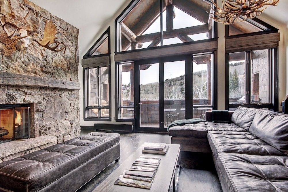 Bachelor Gulch Snow Cloud Lodge 12/37