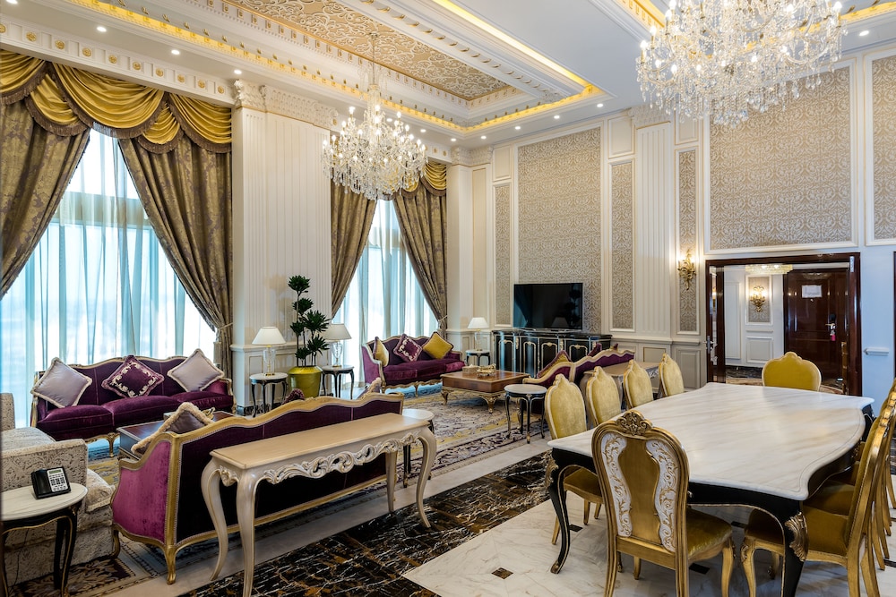 Crowne Plaza Kuwait Al Thuraya 53/79