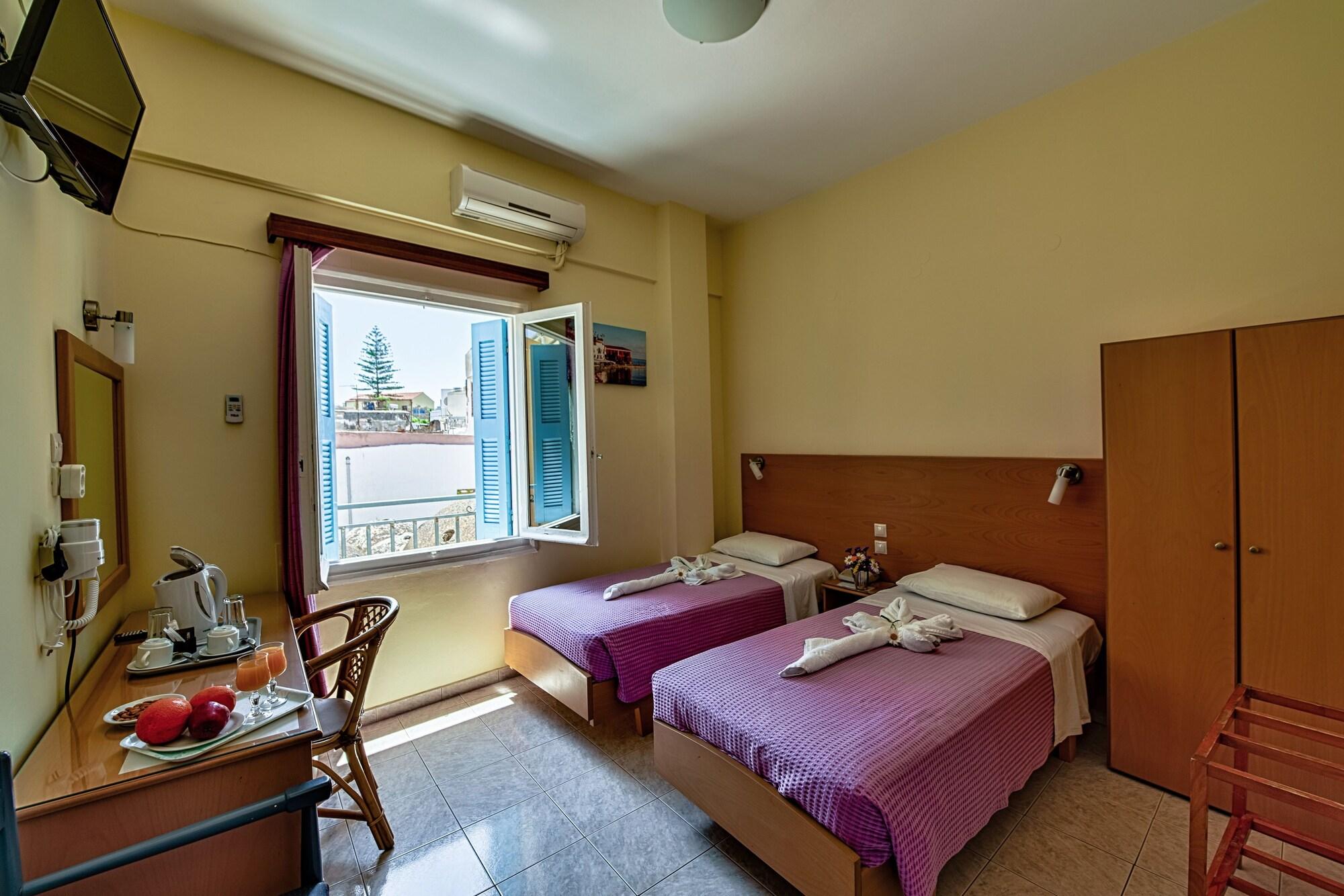 Lucia Hotel 15/47