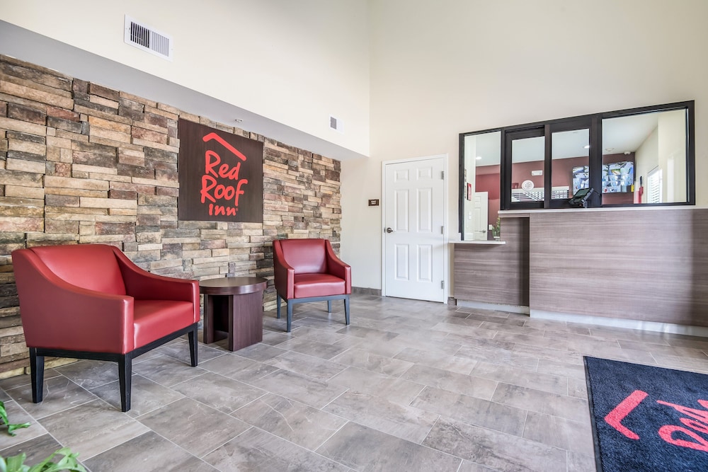 Red Roof Inn Baytown 8/34