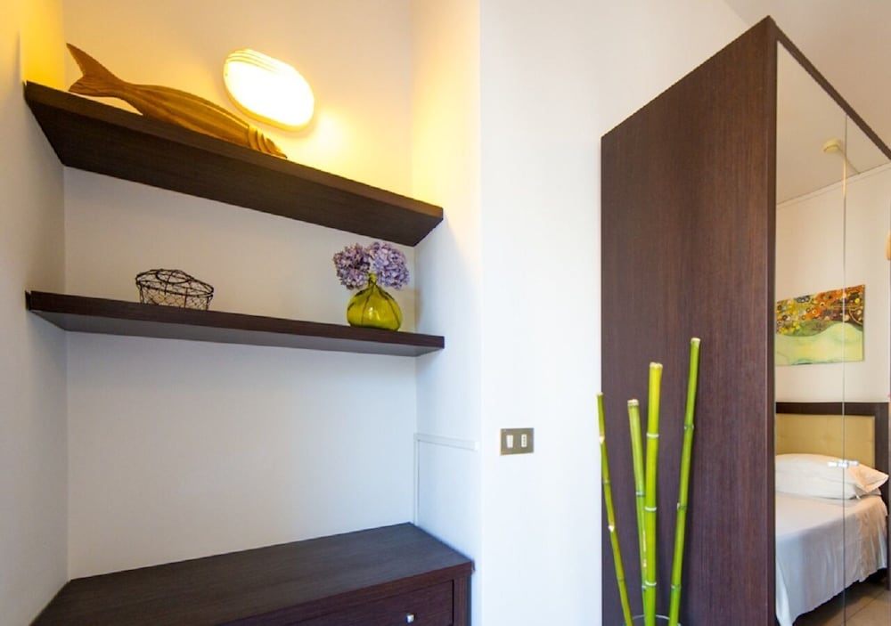 Mediterraneo Hotel and Suites 5/50