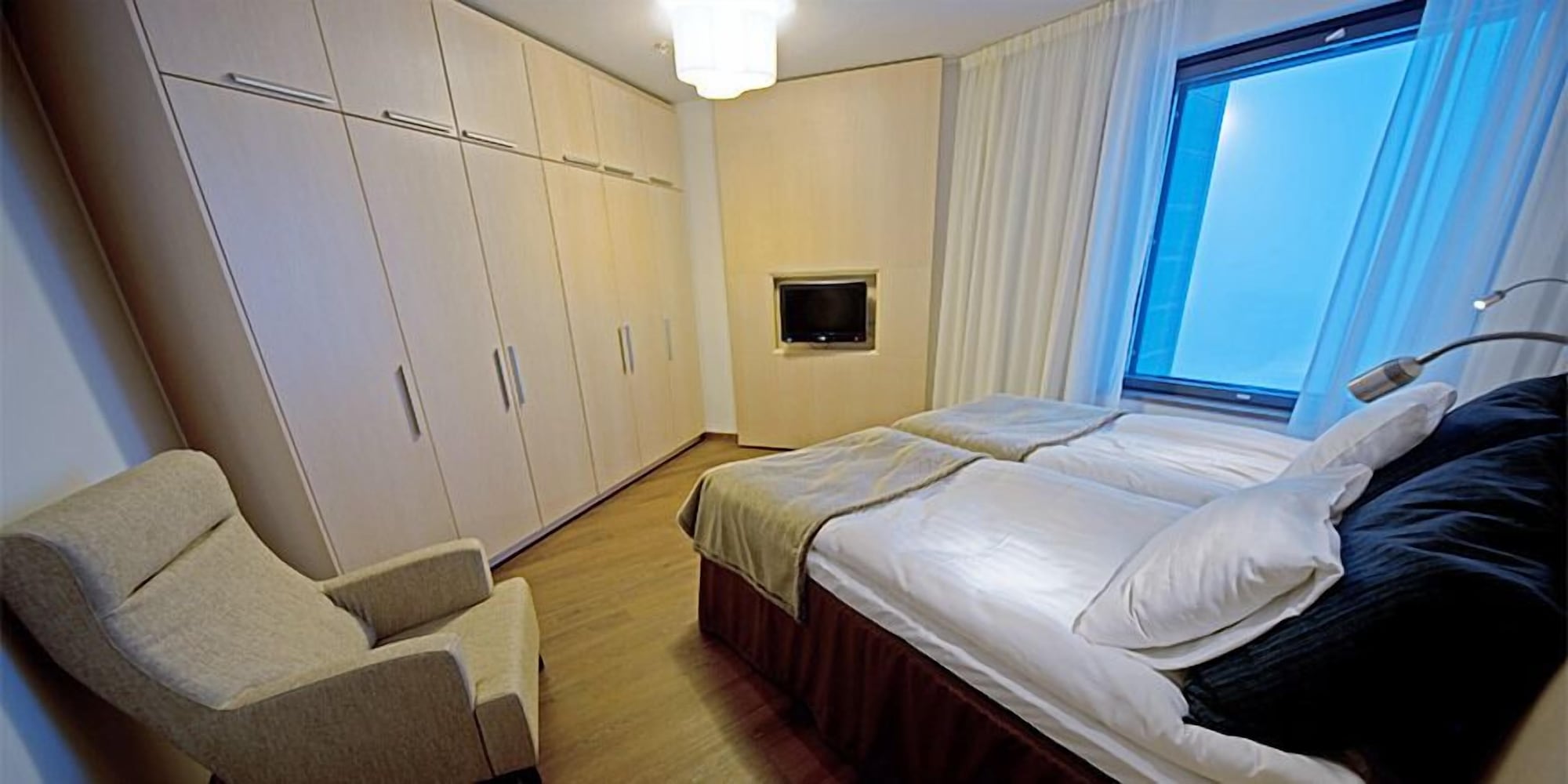 Deluxe, Suite, Twin Beds, Sofa, Sauna