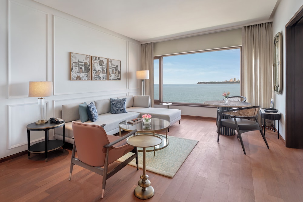 Premier, Suite, King Bed, Bay View، The Oberoi Mumbai 4/5