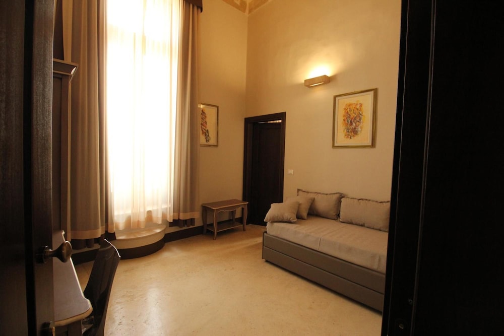 SUITE PORTA TERRA 33/37