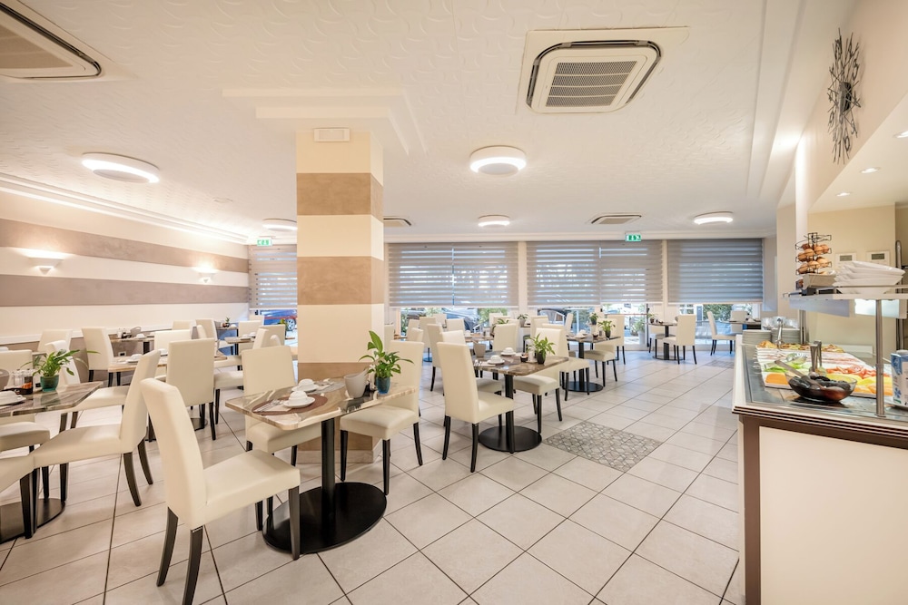 Allorologio Hotel 32/46