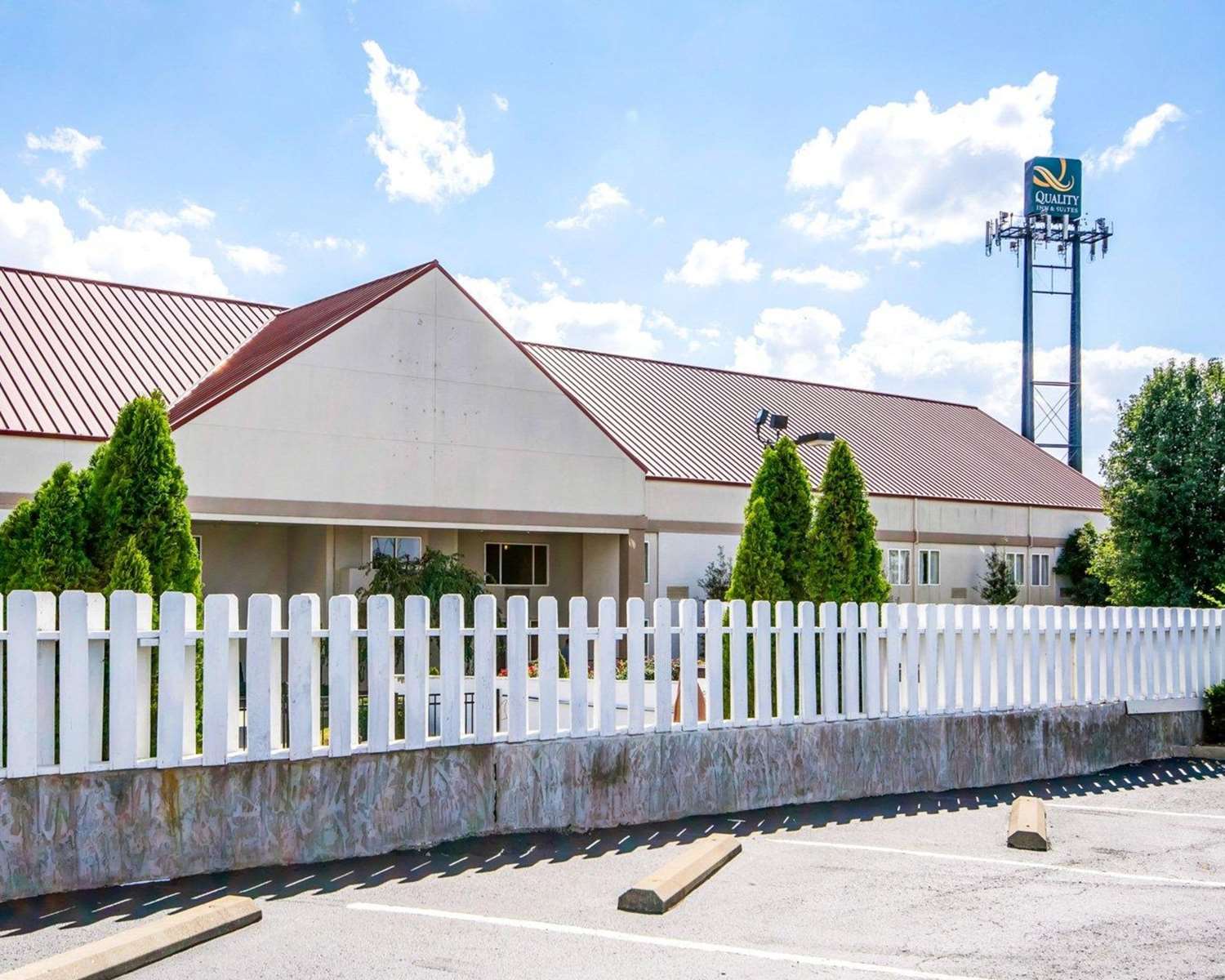 Quality Inn & Suites Elizabethtown 4/16