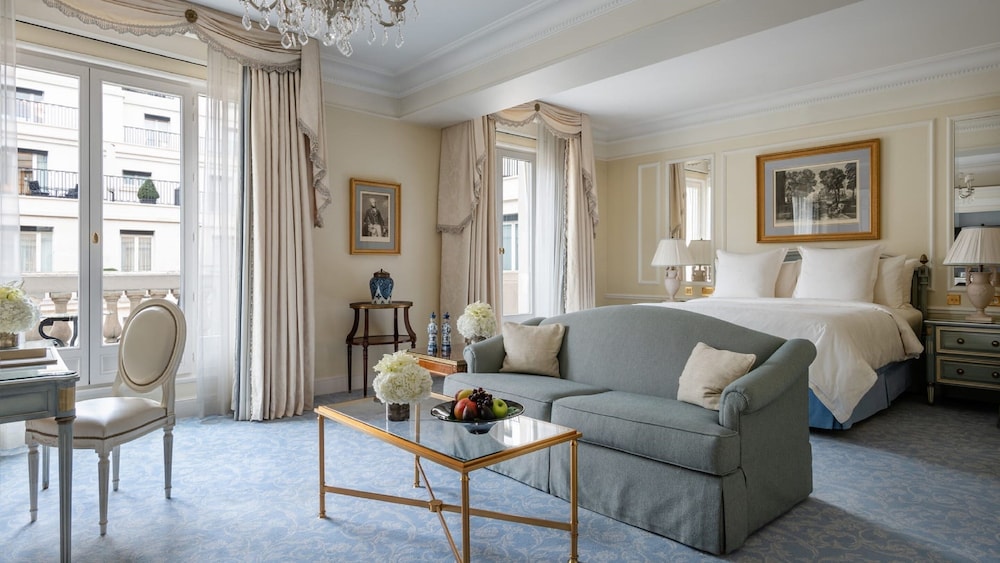 Four Seasons Hotel George V, Paris 35/62
