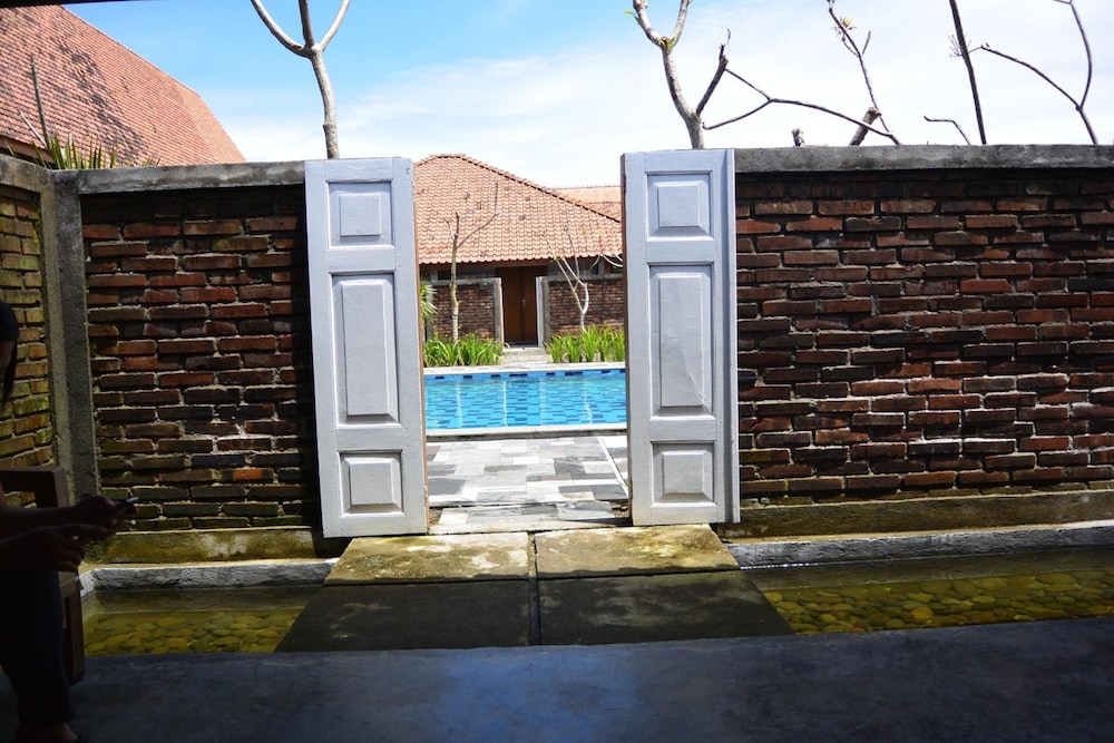 Shankara Borobudur 58/61