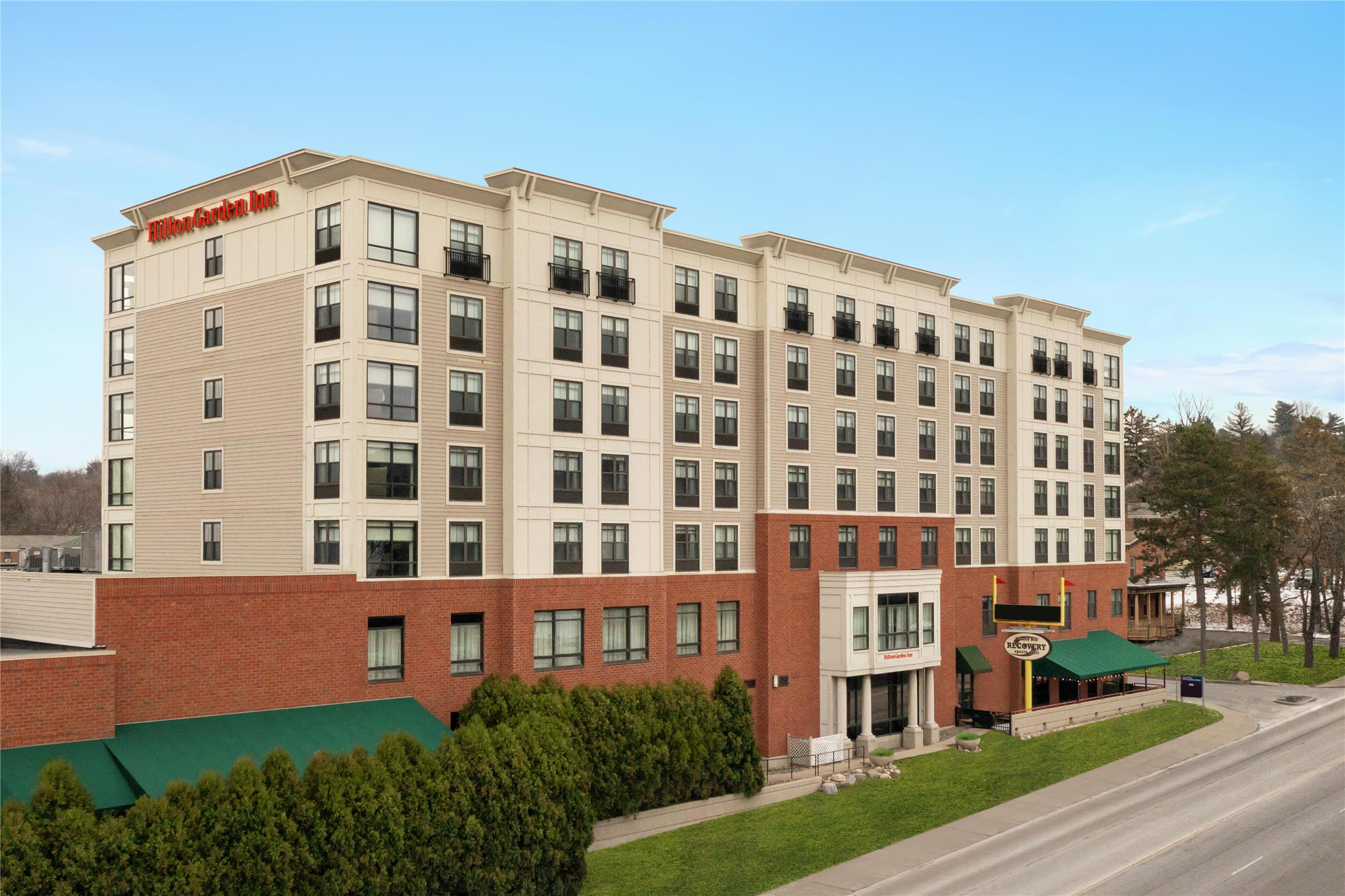 Hilton Garden Inn Troy 1/15