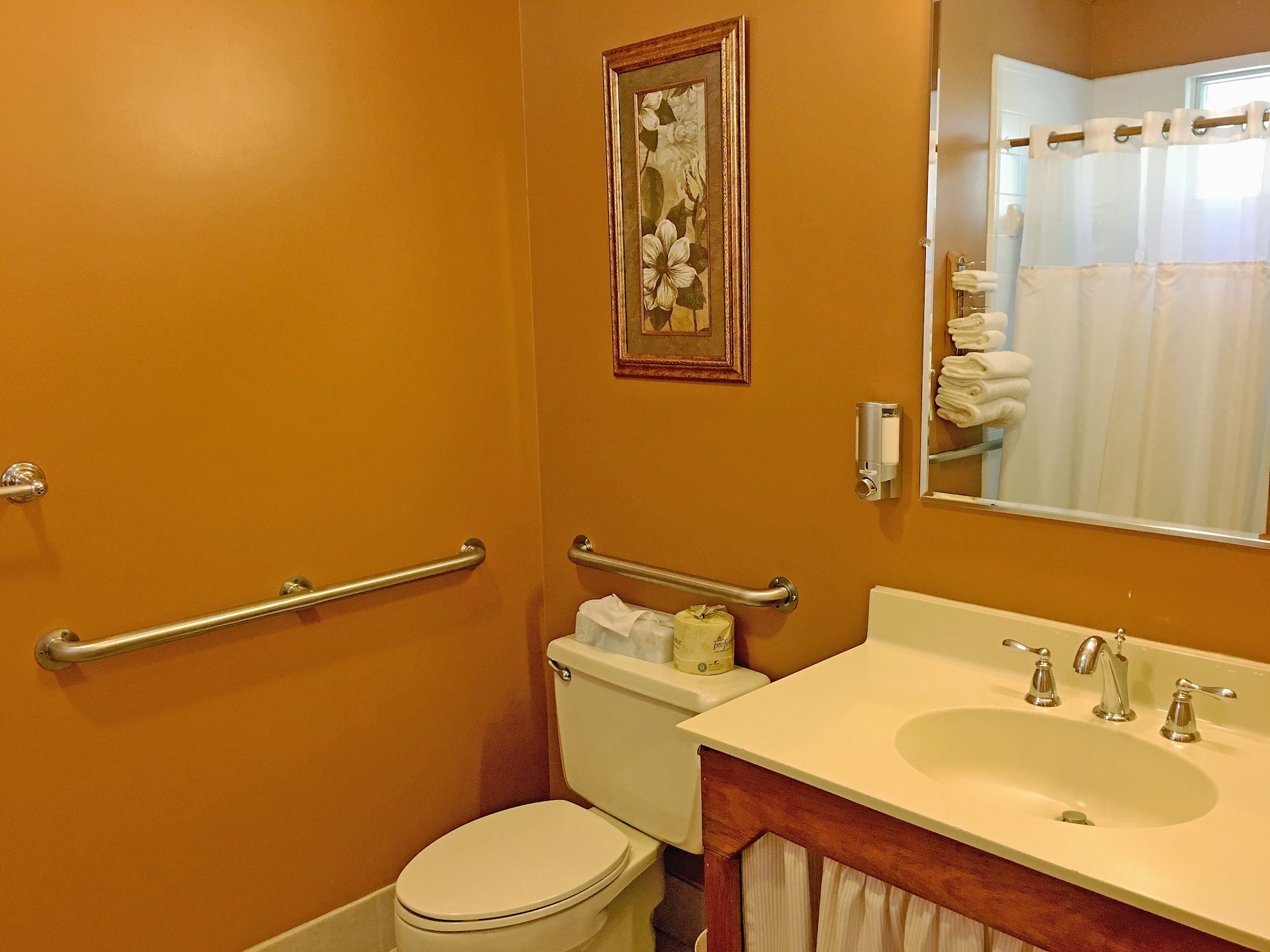 House, King Bed، Highland Lake Inn & Resort 5/9
