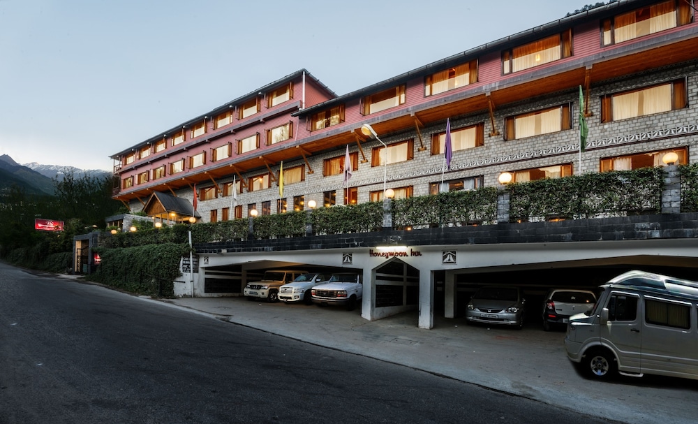 HONEYMOON INN 41/50