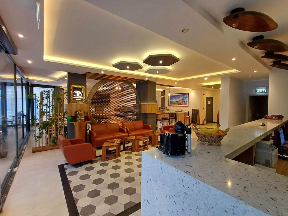 Del Puerto Hotel Aliaga 21/37