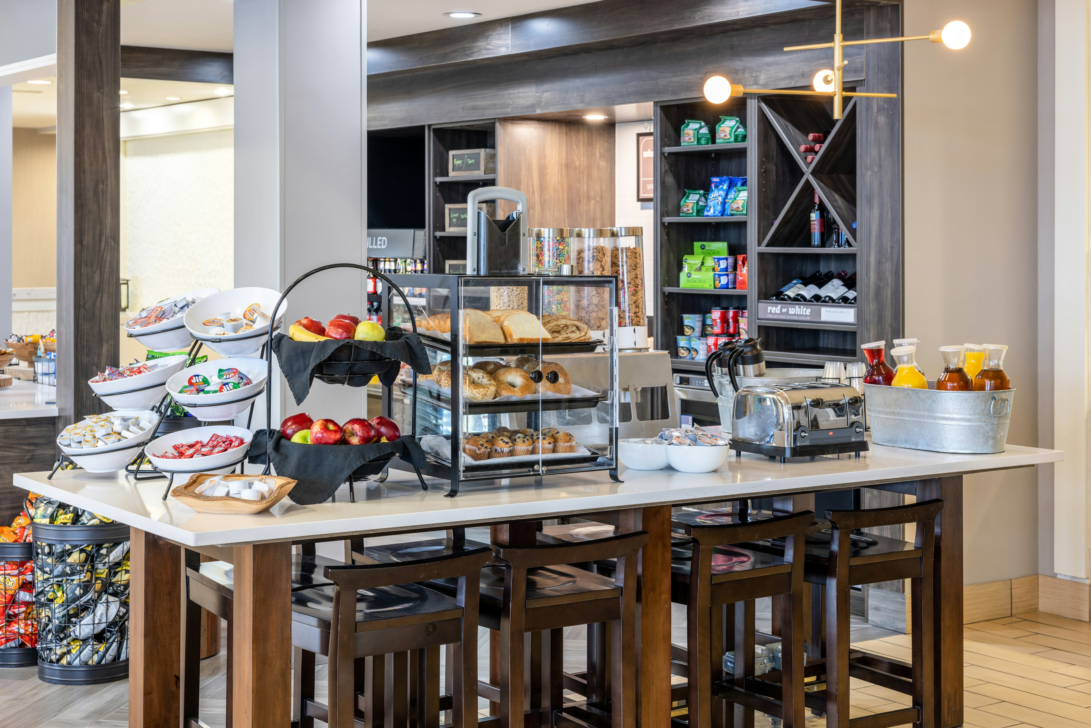 Hilton Garden Inn Roanoke 16/26