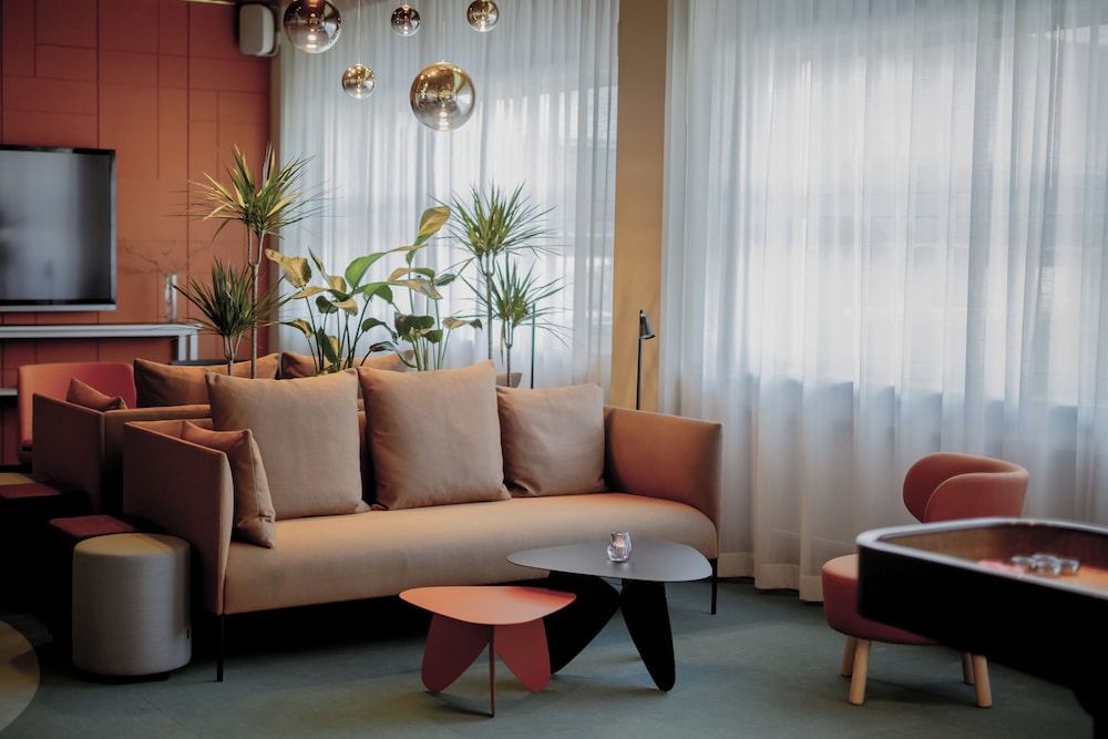 Quality Hotel Royal Corner 49/70