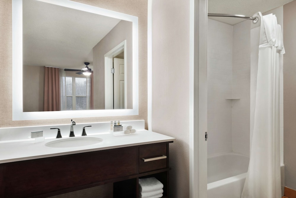 Homewood Suites Rochester Henrietta 13/41