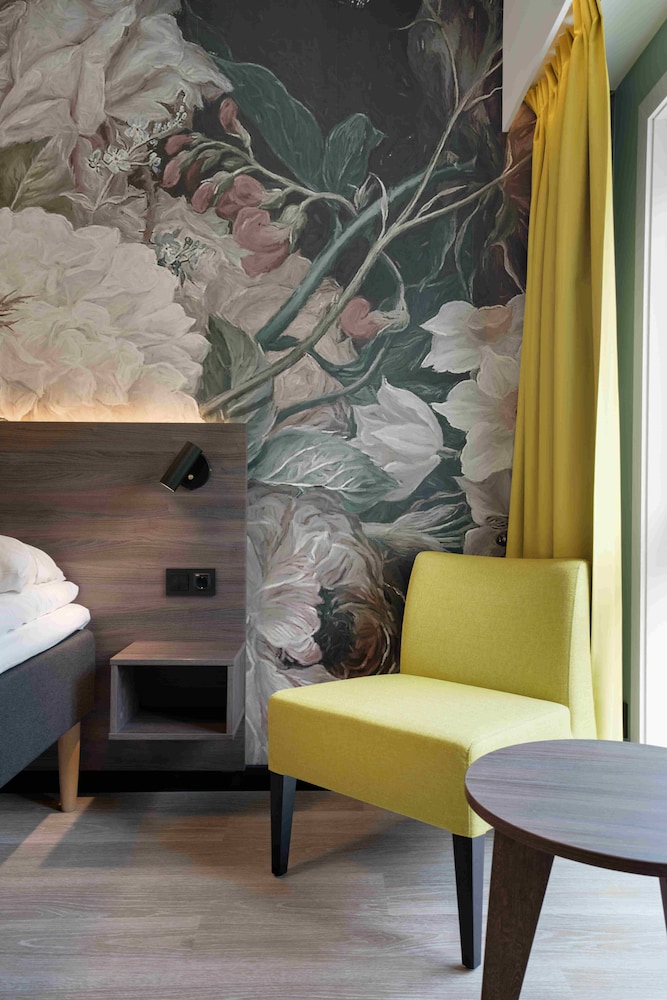 Thon Hotel Saga 30/39