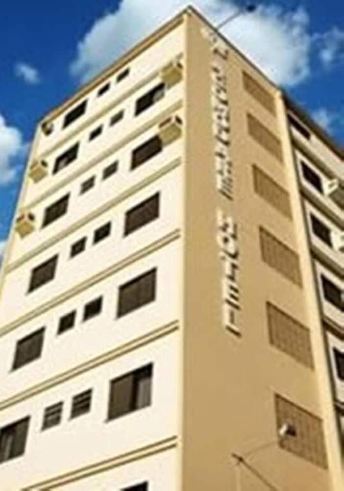 Acomodare Hotel 2/43