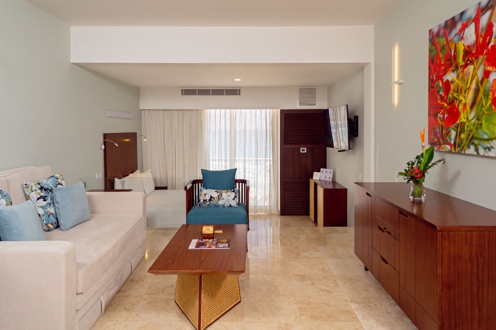 Sunset Royal Beach Resort All Inclusive 29/49