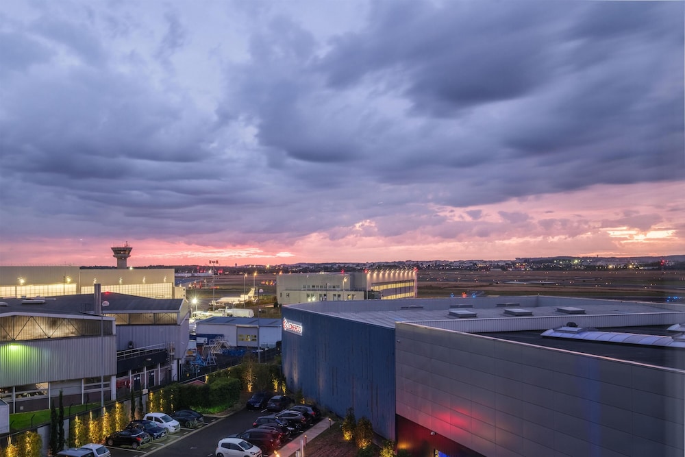 Radisson Hotel Paris Le Bourget 48/51