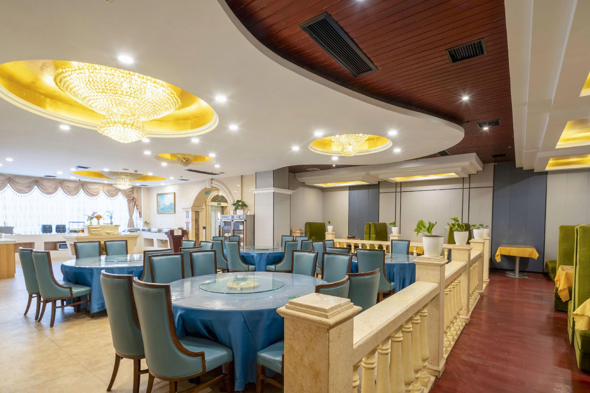 Vienna International Hotel (Suzhou Likou Furniture City) 33/42