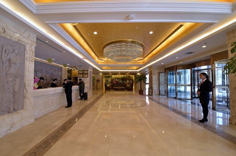 Vienna International Hotel (Zhumadian Huayuan Xuefu) 12/37