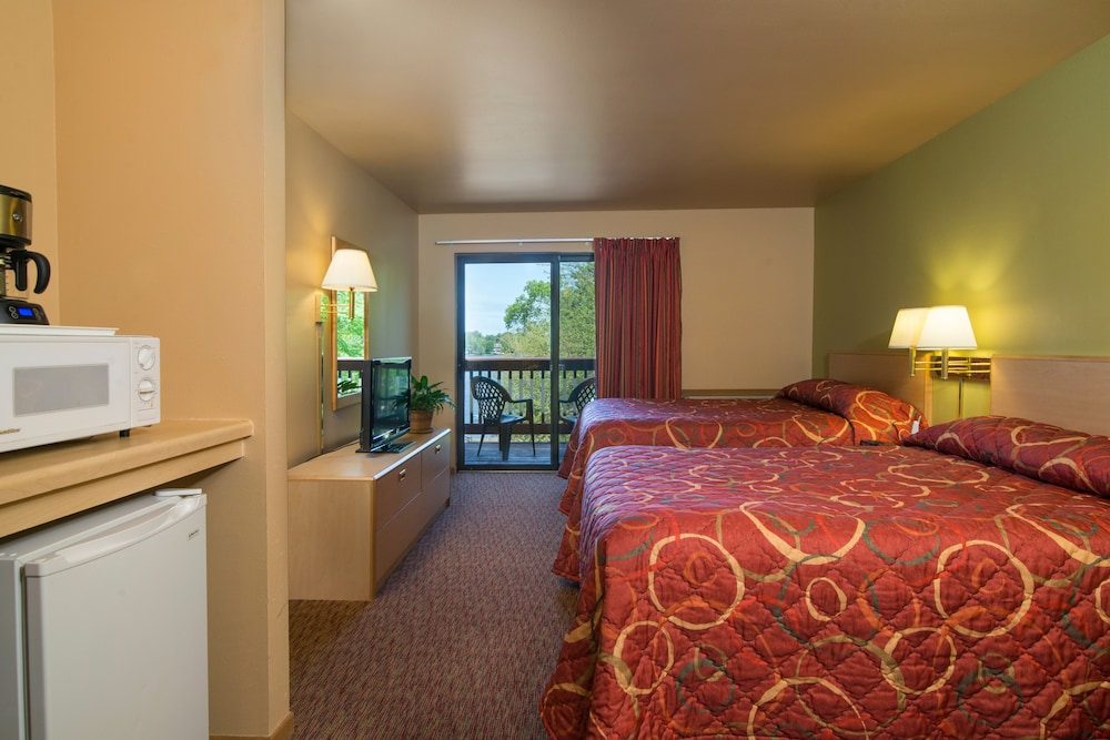 Baker Apos S Sunset Bay Resort 26/64