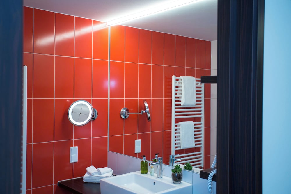 TOP CountryLine Heide Spa Hotel 66/68
