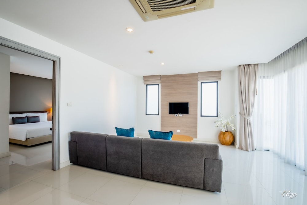 The Pago Design Hotel 10/70