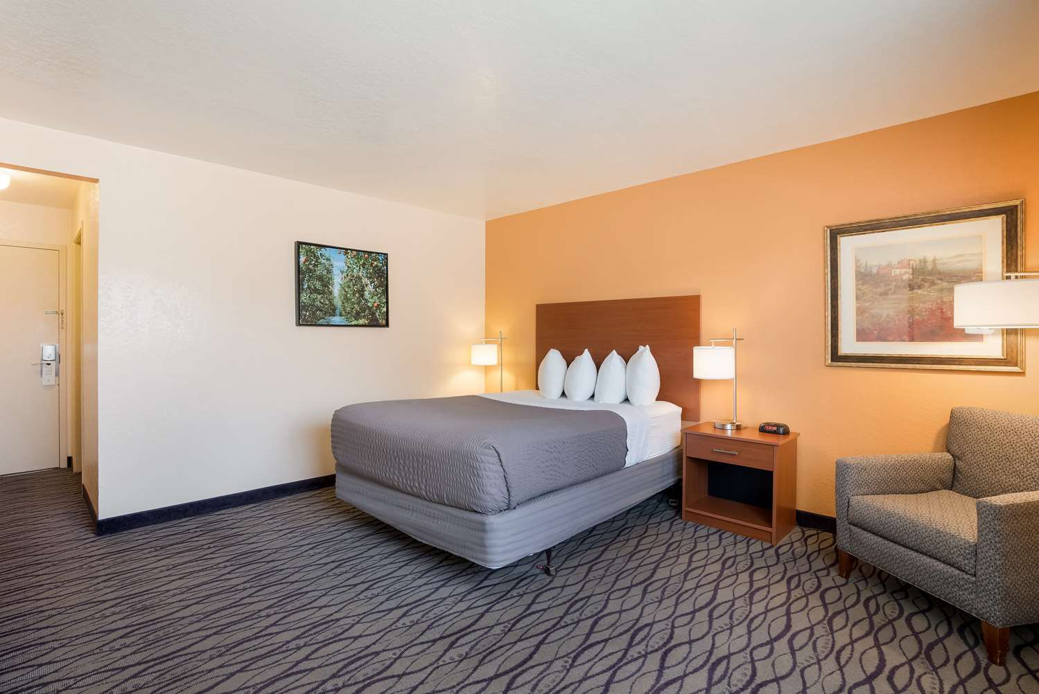 SureStay Hotel by Best Western Wenatchee 6/15