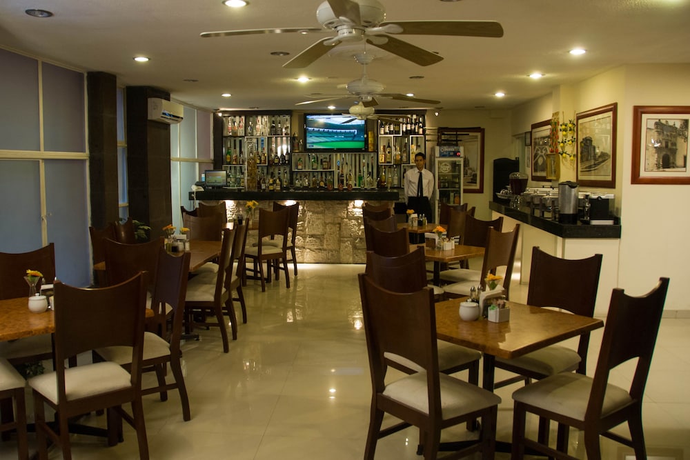 Hotel Rincón Real Suites 35/48
