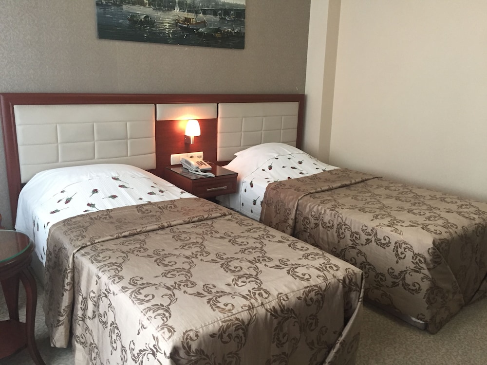 Pen Hotel 6/44