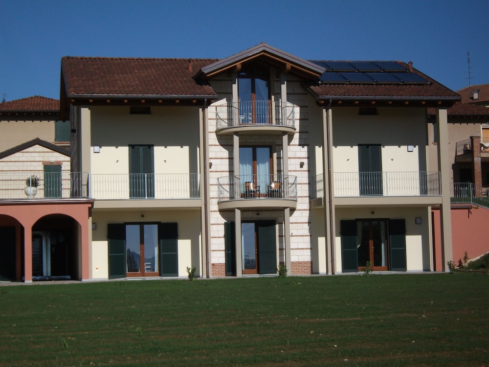 Ariotto Village 2/51