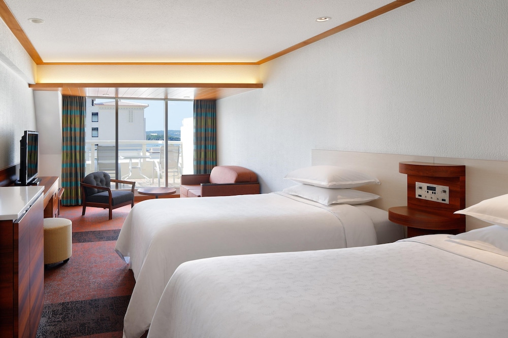 Tower, Twin Beds, Balcony