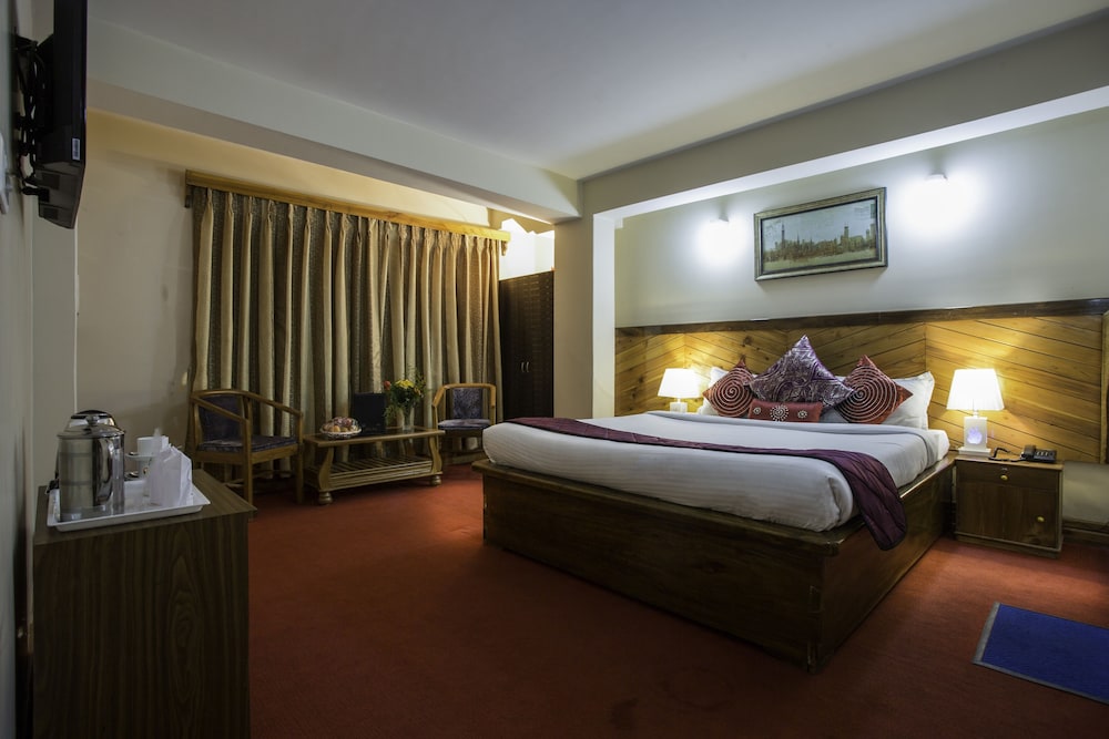 Oyo Rooms Cooch Behar Road 13/48