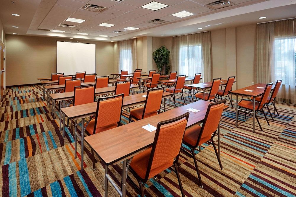 Fairfield Inn Suites Cartersville 42/49