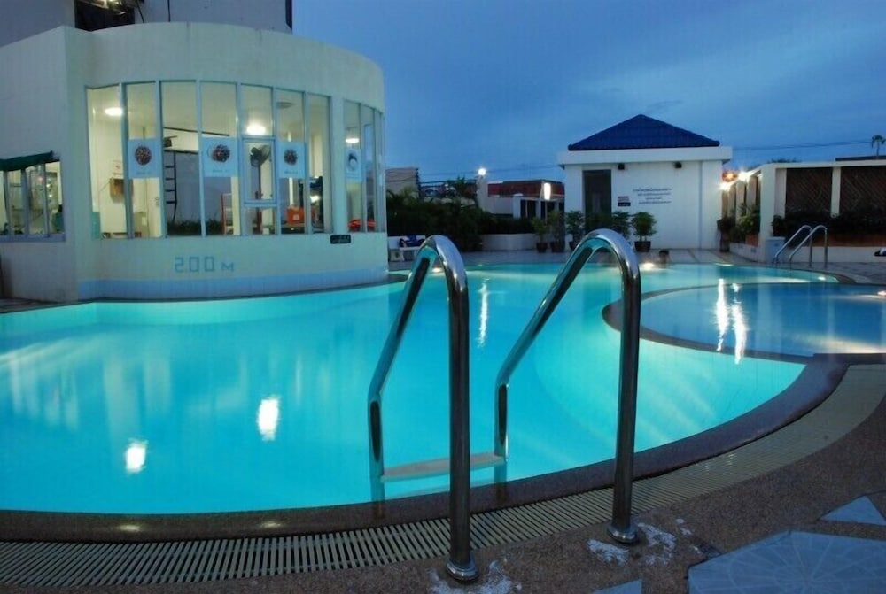 River City Hotel 20/20
