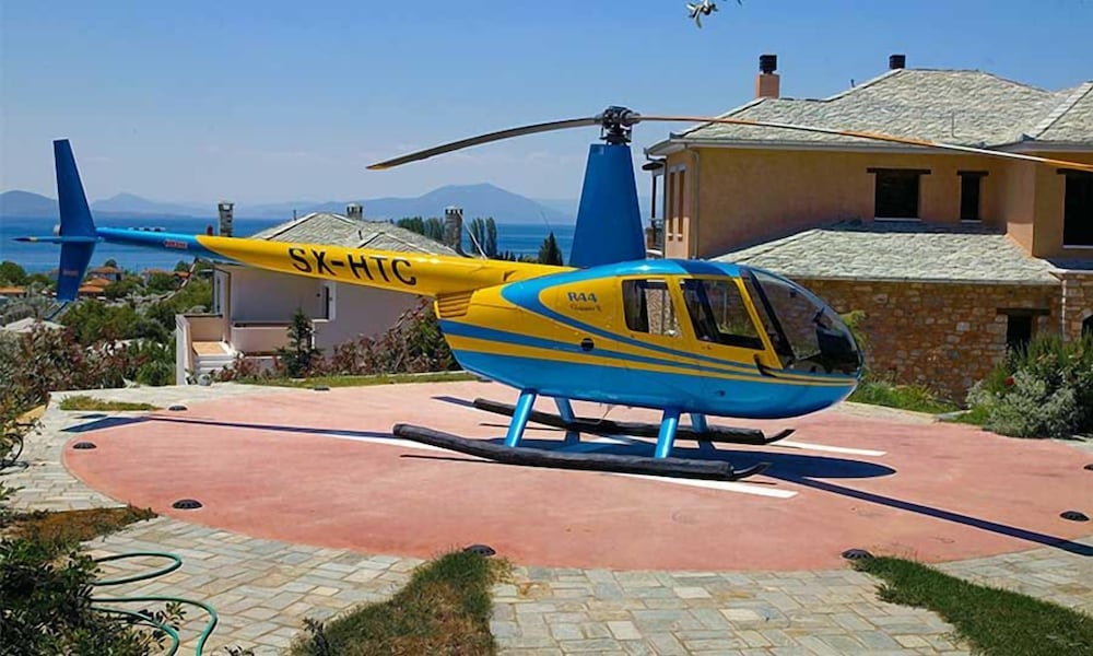 Iakovakis Suites Spa 35/50