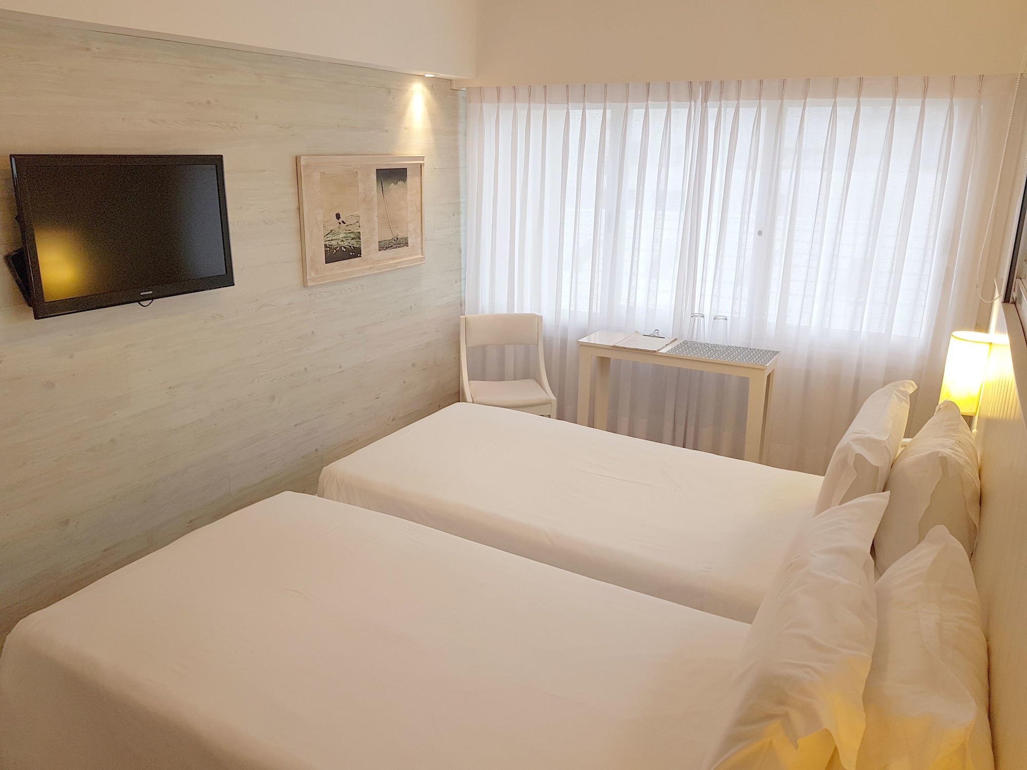 غرفة قياسية بسريرين منفصلين، Atlantico Boutique Hotel 4/6