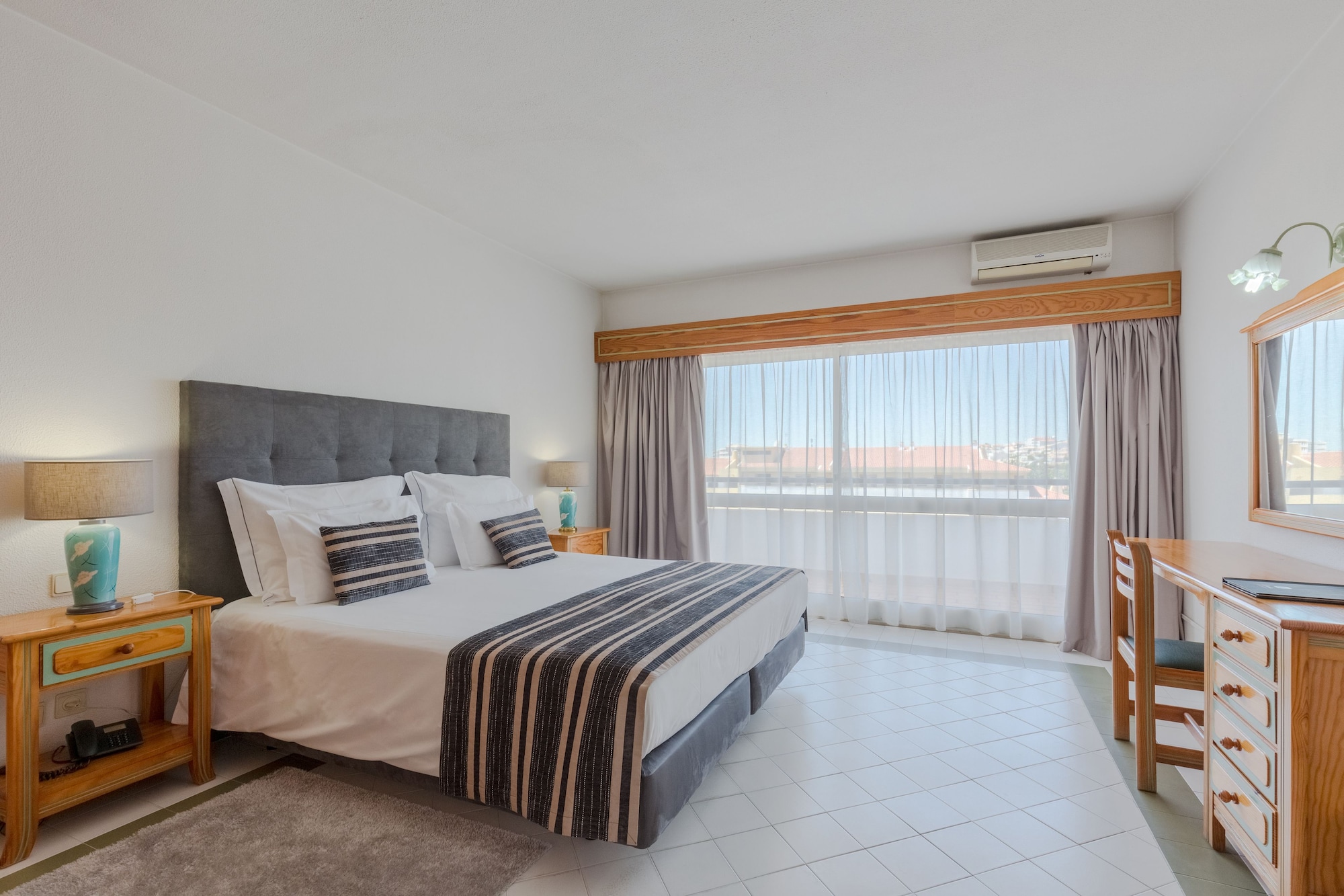 1 BEDROOM, APARTMENT