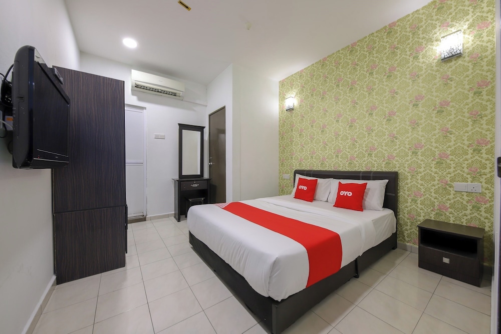 OYO 89497 Dream Nur Hotel 20/32
