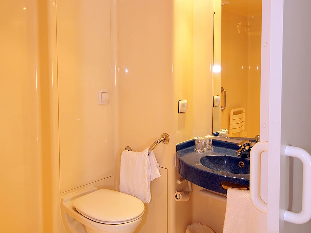 Ibis Budget Rochefort 16/50