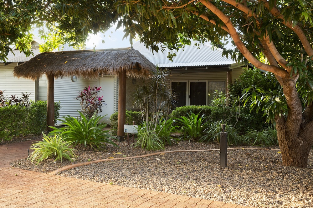 Mantra Frangipani Broome 5/57