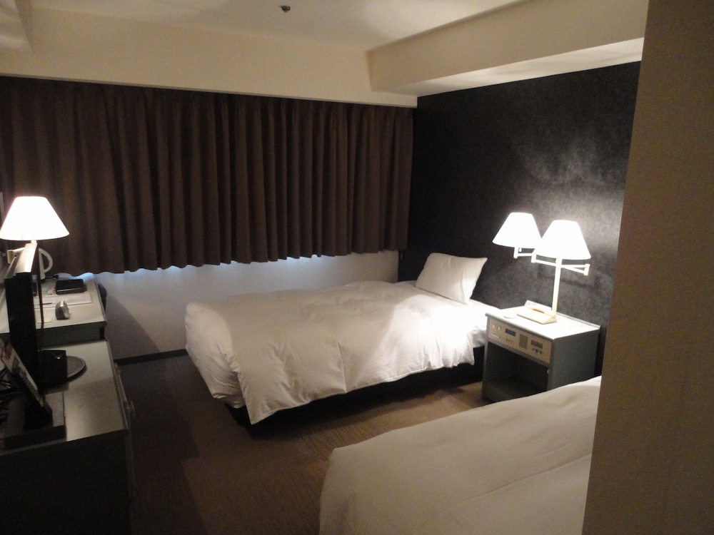 Green Rich Hotel Nishitetsu Ohashi Ekimae 37/56