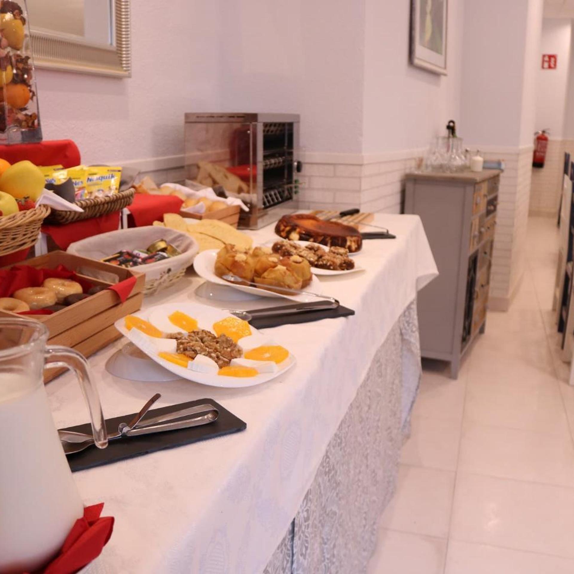 Infante Hotel 45/55