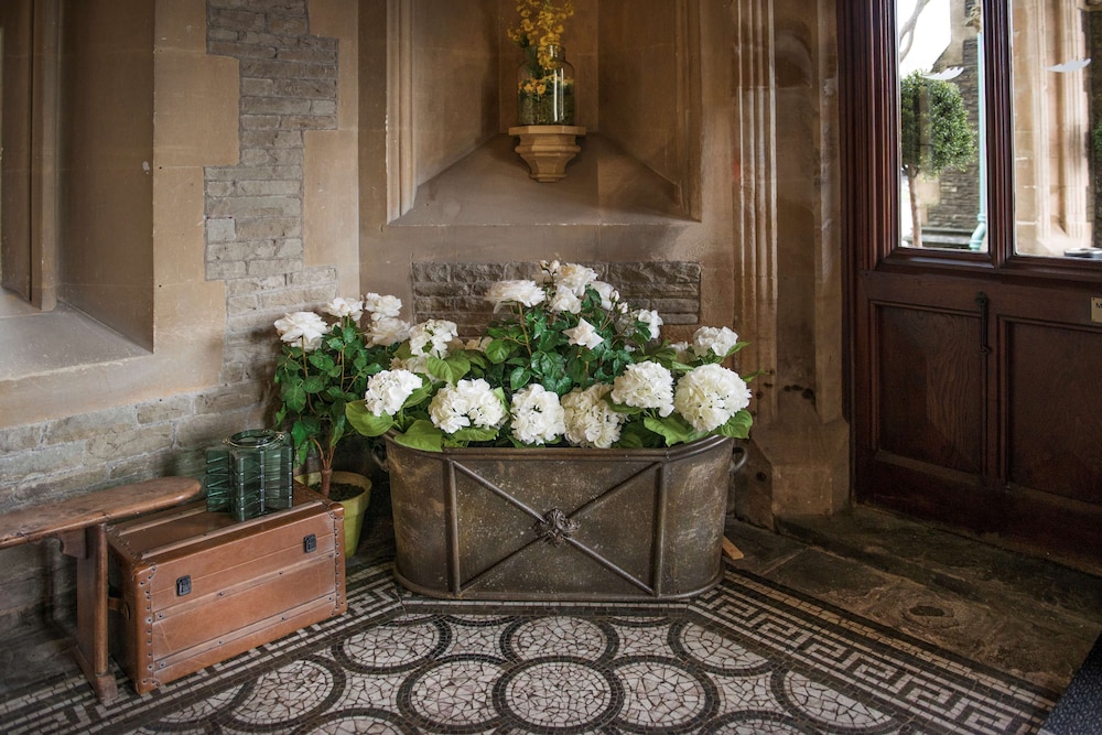 De Vere Tortworth Court Ex Tortworth Court Four Pillars 7/69