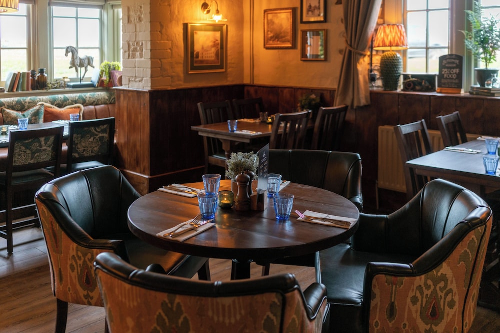 Crown Inn 38/47
