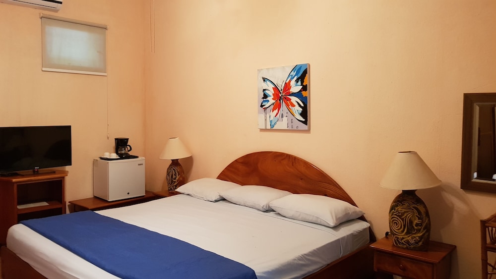 Samara Beach Hotel 14/49