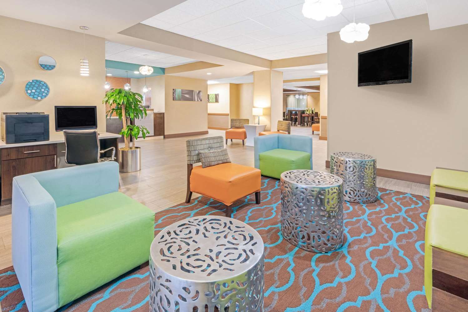 La Quinta Inn & Suites by Wyndham Midwest City - Tinker AFB 7/14
